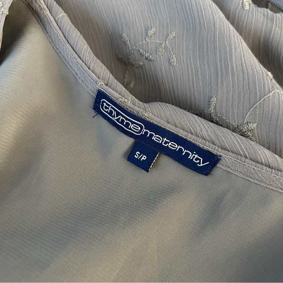 Thyme Maternity Soft Gray Embroidered Top Size S - Picture 5 of 9